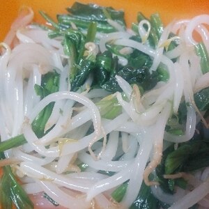 納豆ともやしとほうれん草の和物